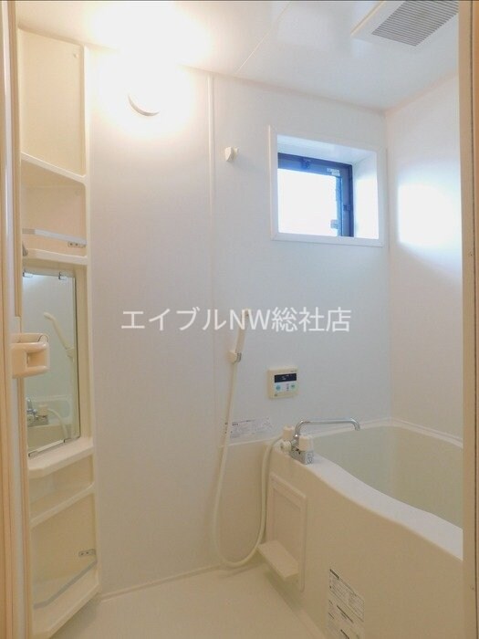 フレブラースの物件内観写真