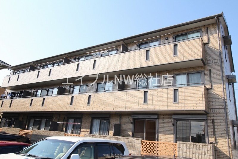 フレブラースの物件外観写真