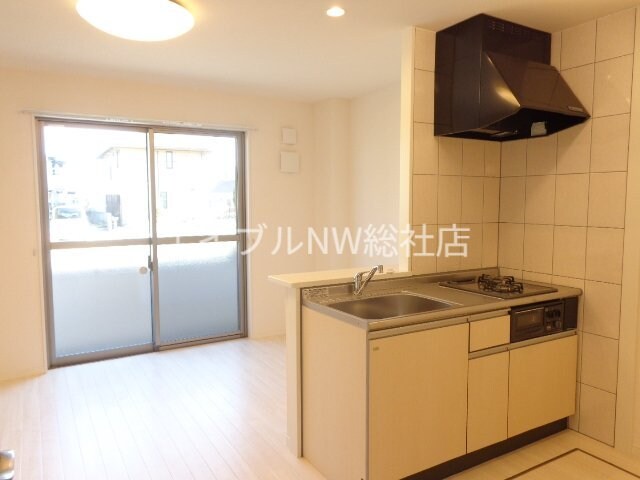 グラン・エスカラードの物件内観写真