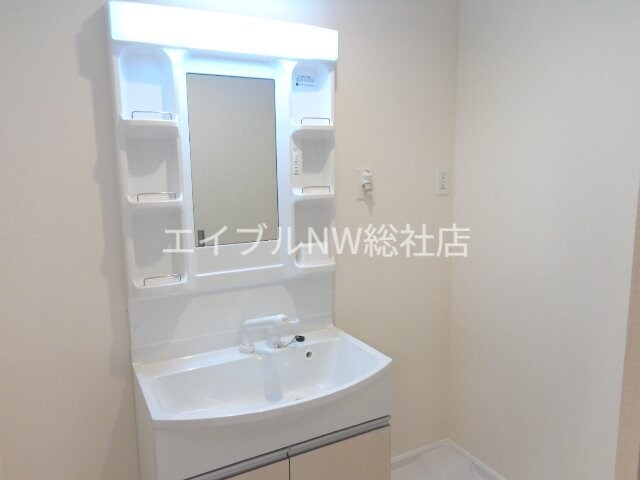 グラン・エスカラードの物件内観写真