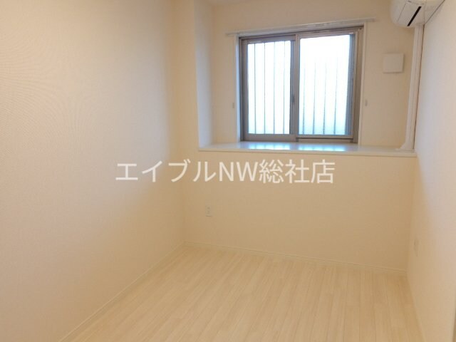 グラン・エスカラードの物件内観写真