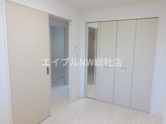 グラン・エスカラードの物件内観写真