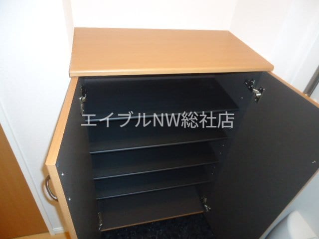 ウィスターリアの物件内観写真