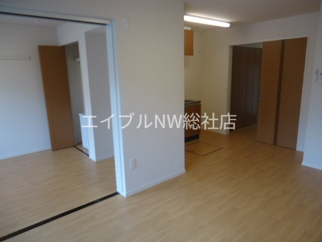 ウィスターリアの物件内観写真