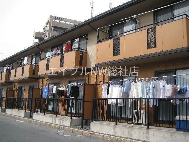 ロイヤルパレス新倉　B棟の物件外観写真