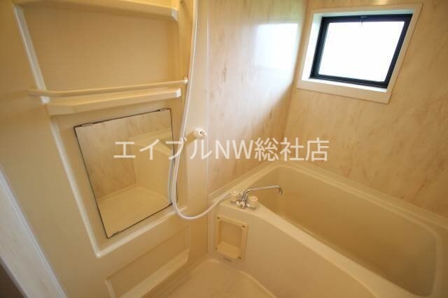 ロイヤルパレス新倉　B棟の物件内観写真