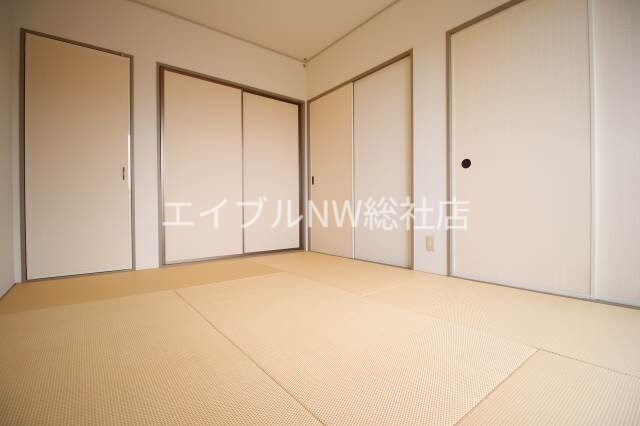 ロイヤルパレス新倉　B棟の物件内観写真