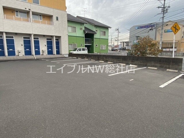 Louvre西中新田の物件外観写真