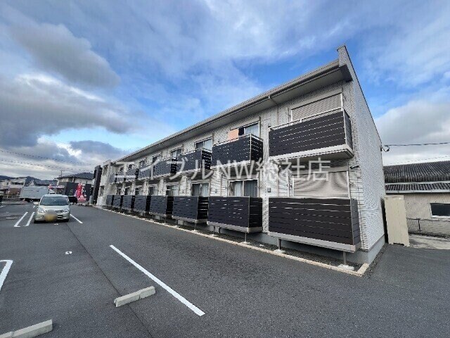 ミランダサニーコート総社の物件外観写真