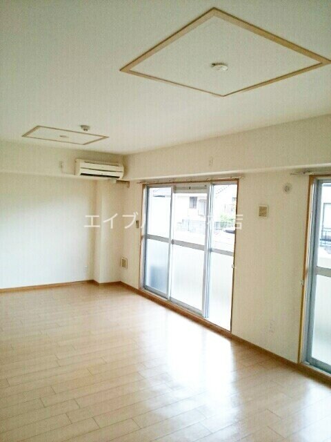 シャン・ド・フルールの物件内観写真