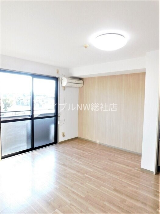 カトルセゾンの物件内観写真