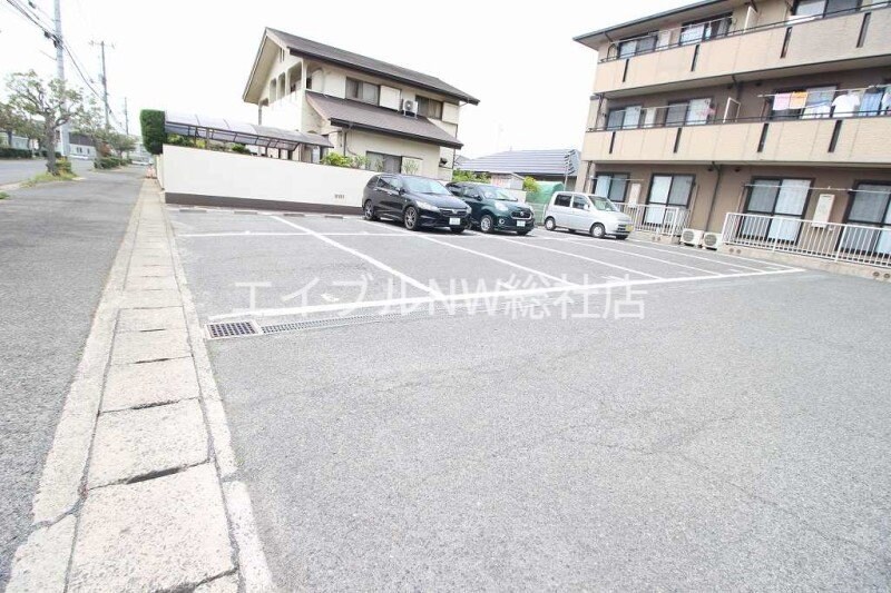 カトルセゾンの物件外観写真