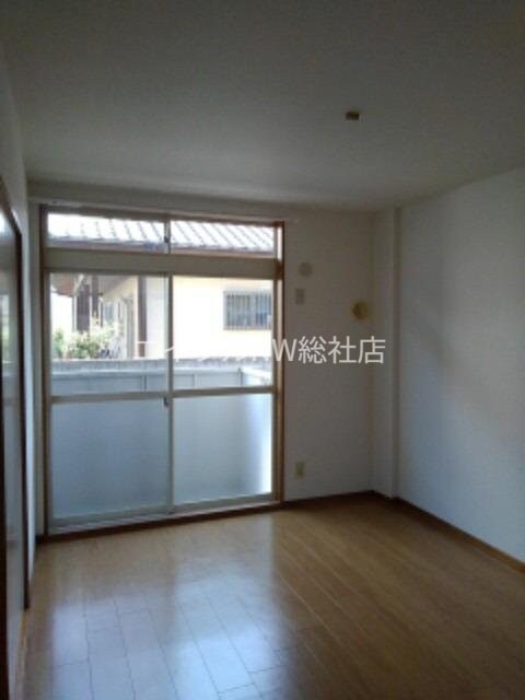 ニューシティナンバの物件内観写真