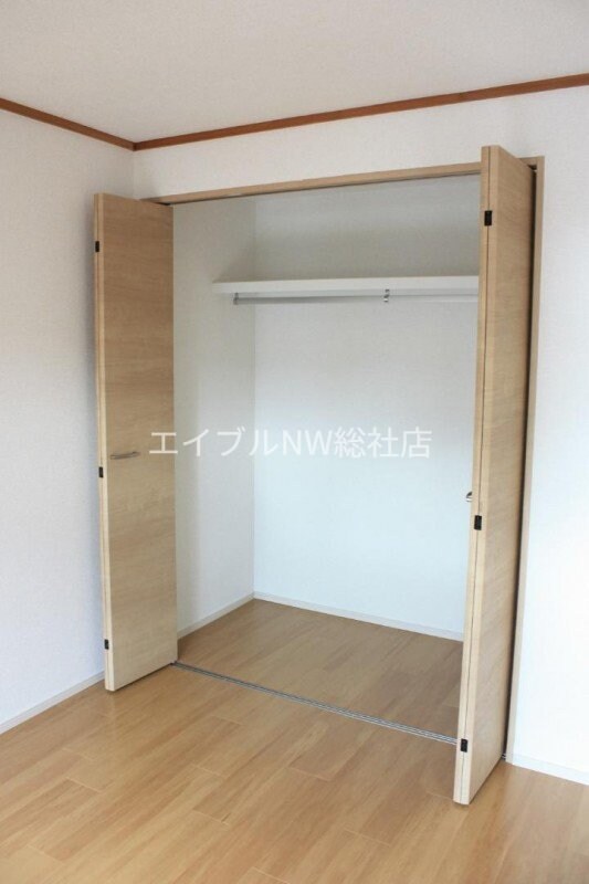 エルディム笹沖の物件内観写真