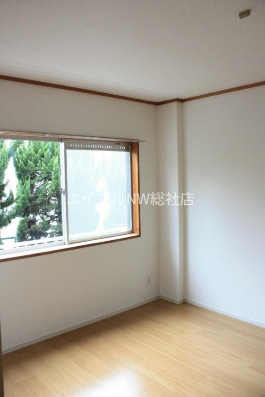 エルディム笹沖の物件内観写真