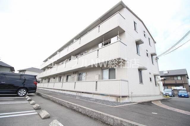 プラシード三宅の物件外観写真