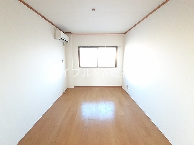 ホワイトピア難波の物件内観写真