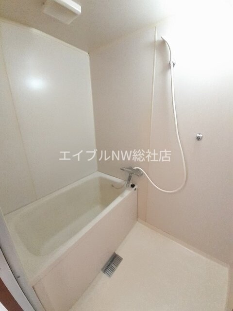 ホワイトピア難波の物件内観写真