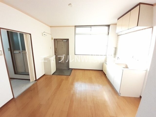 ホワイトピア難波の物件内観写真