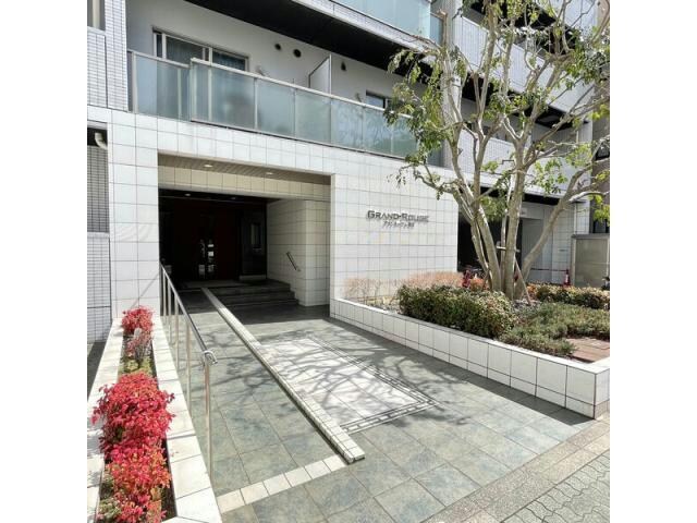 矢場町駅 徒歩5分 2階の物件外観写真