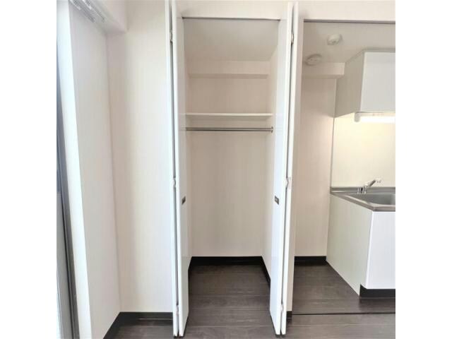 矢場町駅 徒歩5分 2階の物件内観写真