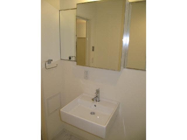 新栄町駅 徒歩2分 9階の物件内観写真