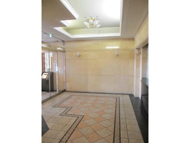 丸の内駅 徒歩2分 2階の物件外観写真