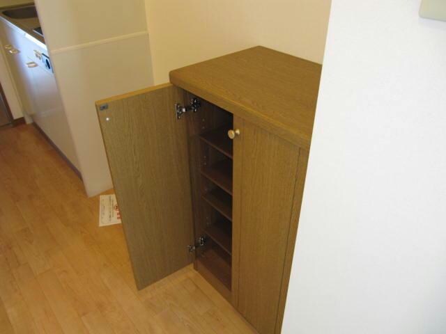 矢場町駅 徒歩7分 9階の物件内観写真