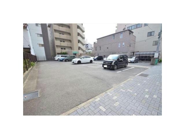 新栄町駅 徒歩5分 1階の物件外観写真