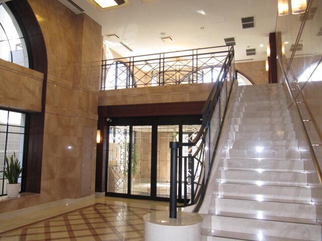 丸の内駅 徒歩3分 2階の物件外観写真