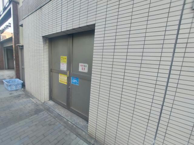 丸の内駅 徒歩3分 2階の物件外観写真