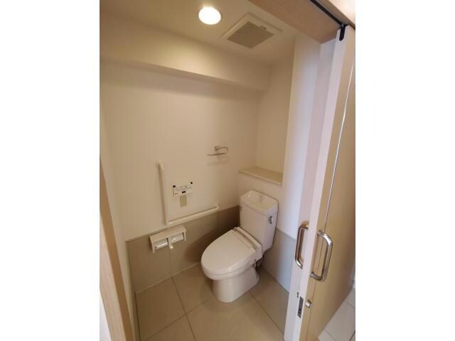 矢場町駅 徒歩5分 8階の物件内観写真