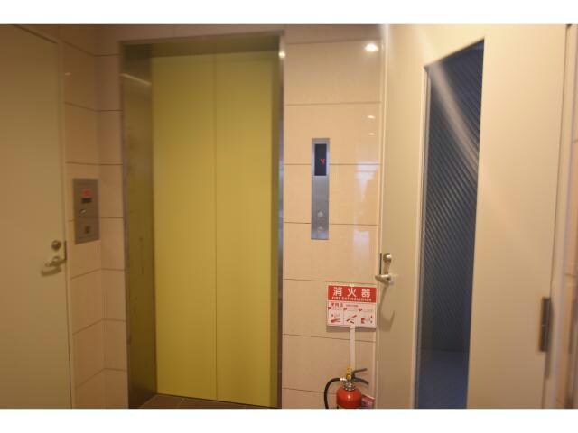 新栄町駅 徒歩5分 3階の物件外観写真