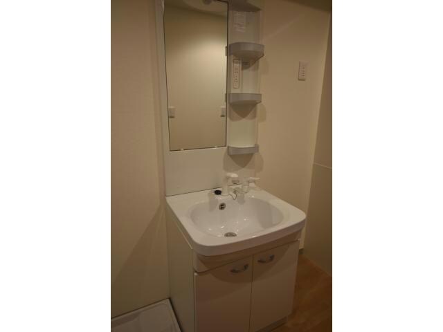 新栄町駅 徒歩5分 3階の物件内観写真