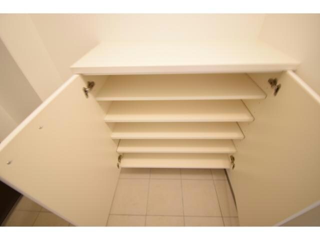 丸の内駅 徒歩3分 4階の物件内観写真