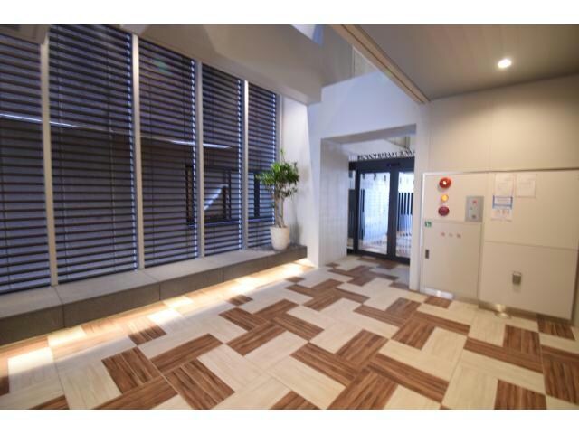 丸の内駅 徒歩3分 10階の物件外観写真