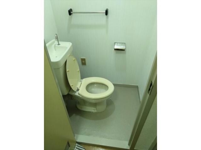 栄駅 徒歩5分 4階の物件内観写真