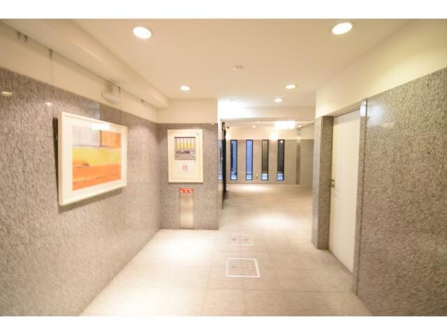 矢場町駅 徒歩5分 4階の物件外観写真