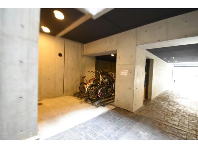 矢場町駅 徒歩5分 4階の物件外観写真