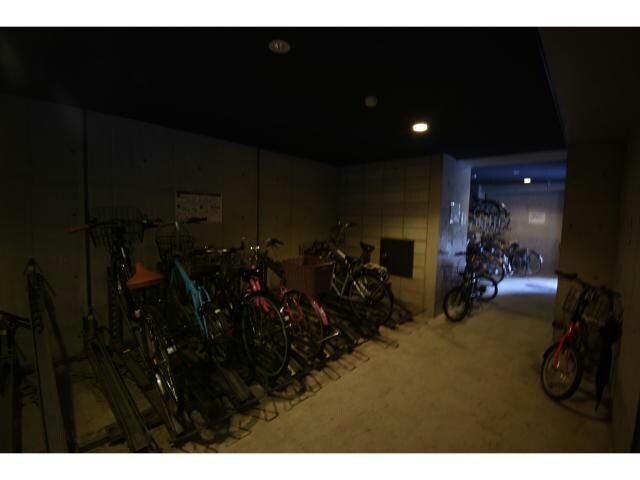 矢場町駅 徒歩5分 4階の物件外観写真