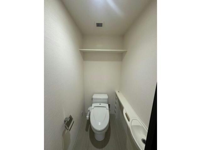 新栄町駅 徒歩6分 8階の物件内観写真