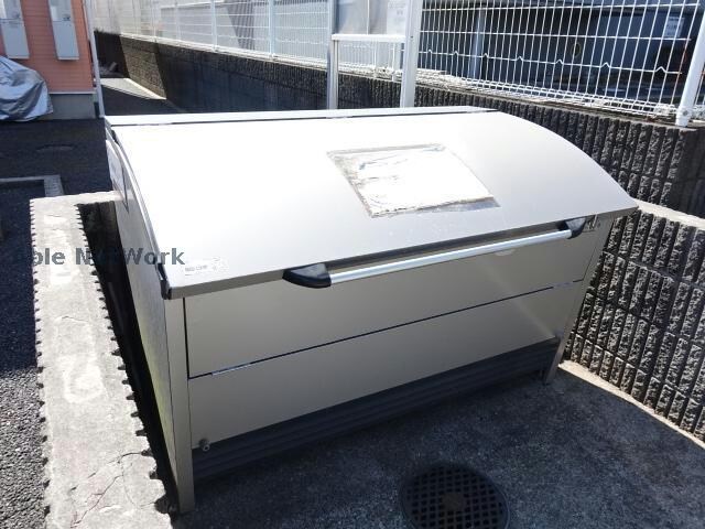 サンハイム学園前Bの物件外観写真