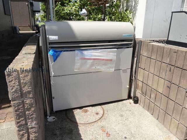 ひばり野ハイツＡの物件外観写真