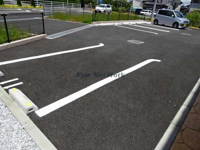 グランメゾン姉崎の物件外観写真