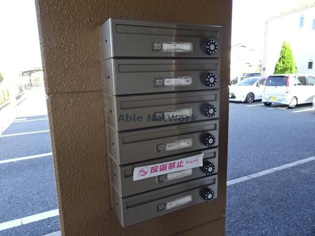 ウィングコートの物件外観写真