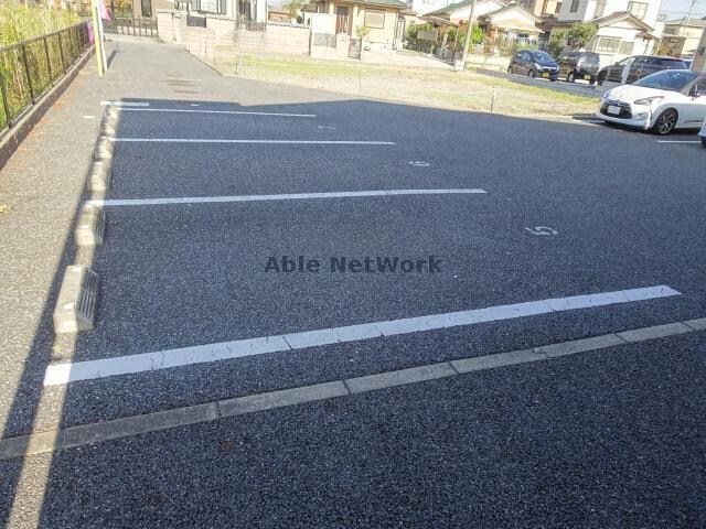 ウィングコートの物件外観写真