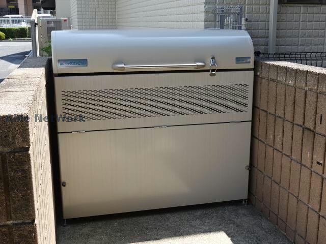 アローンヒルズの物件外観写真