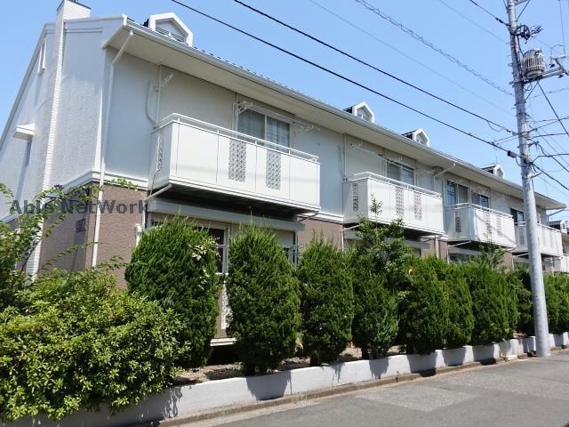 ファーストヴューラ六番館の物件外観写真