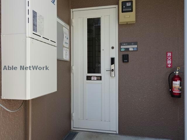 ファーストヴューラ六番館の物件外観写真