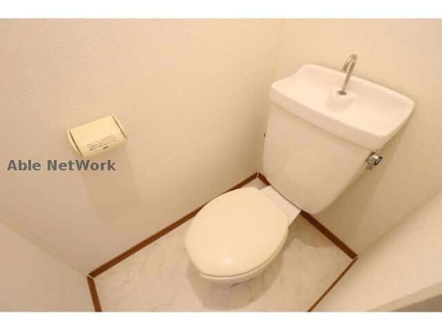 ファーストヴューラ六番館の物件内観写真